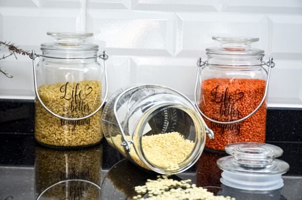 Glass Spice Jars (Set of 6 with Labels)